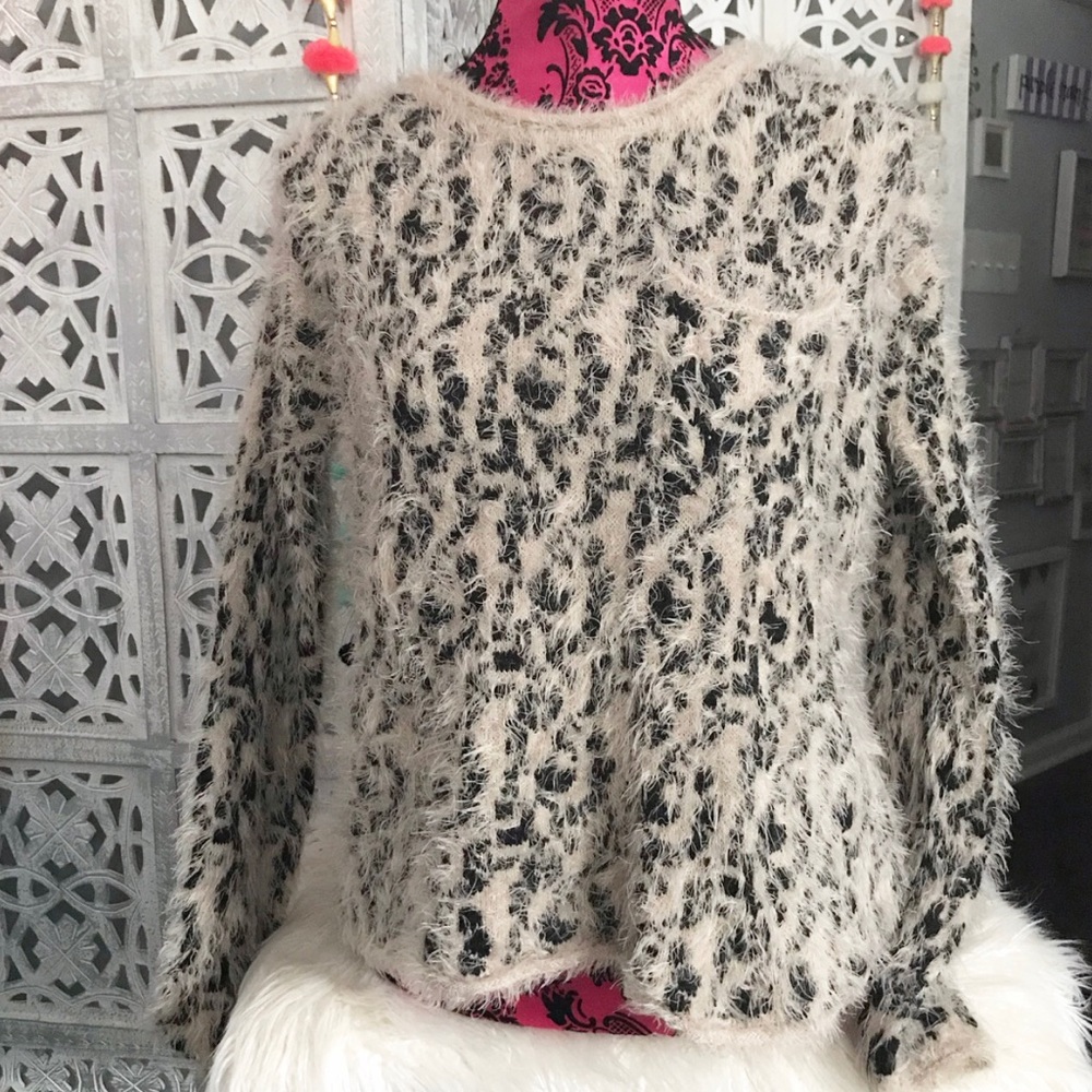 Xoxo fuzzy leopard sweater